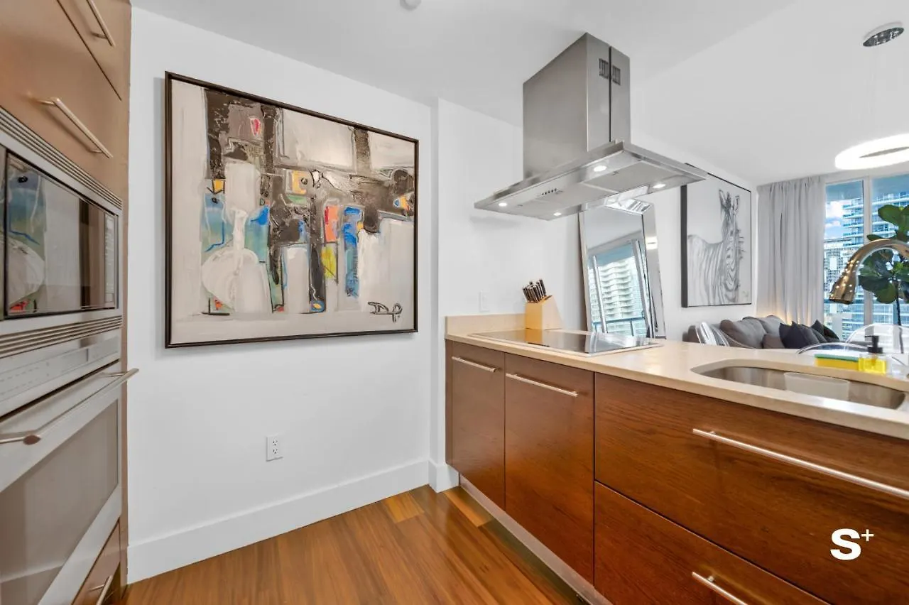 Icon Brickell Waterview One-bedroom 公寓 *