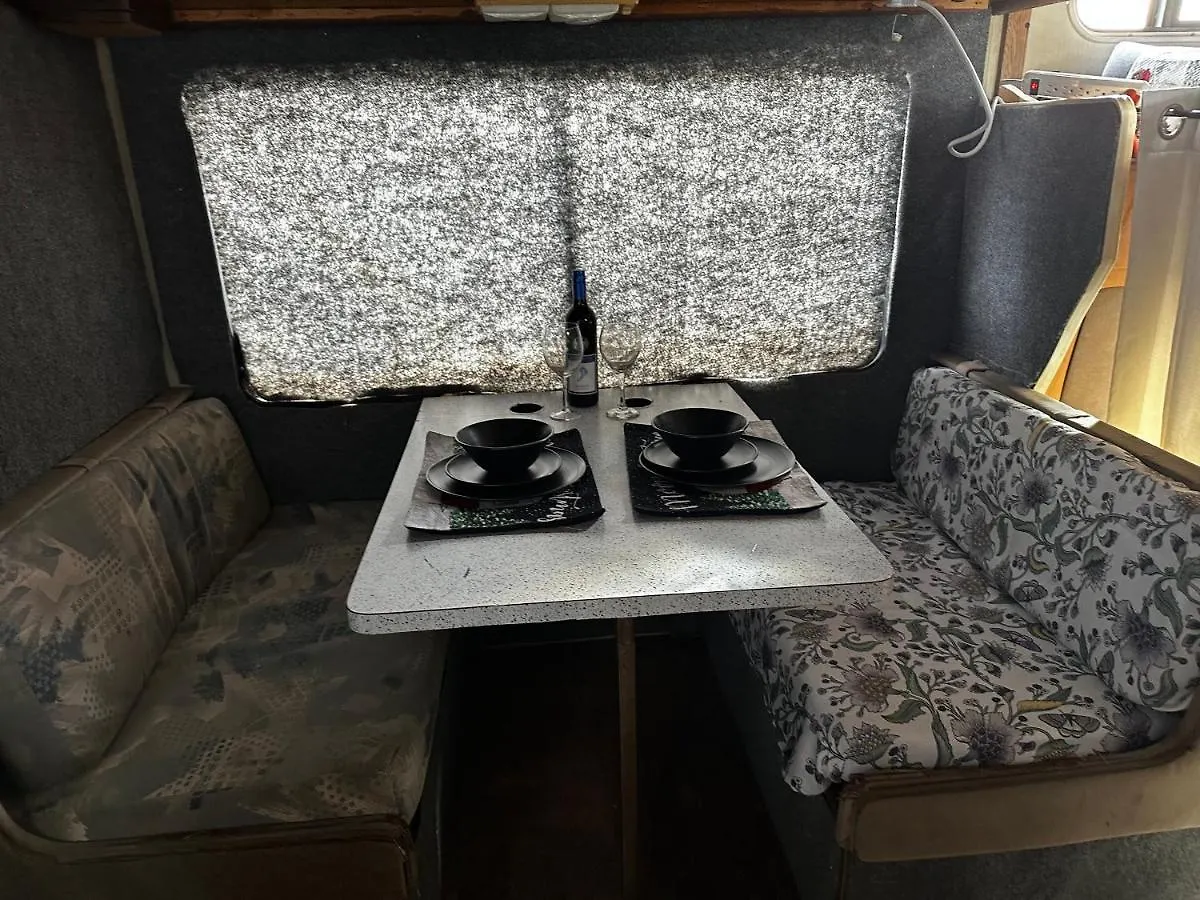 럭셔리텐트 Studio Black Castle Rv
