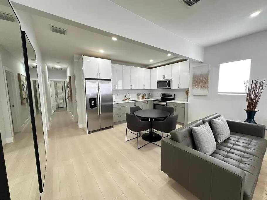 Cozy 4bed In Calle 8 * Miami