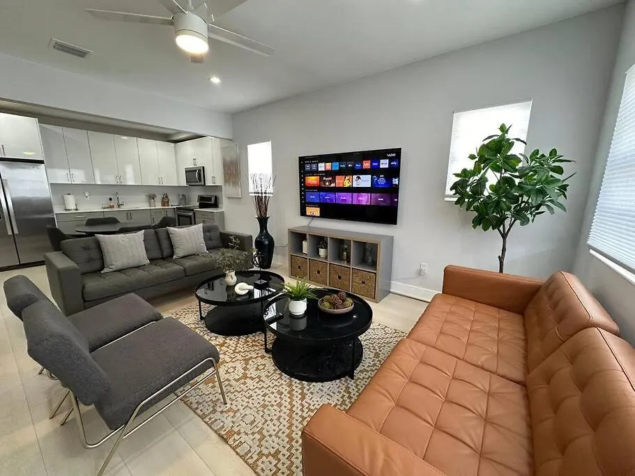 Cozy 4bed In Calle 8 Apartment *