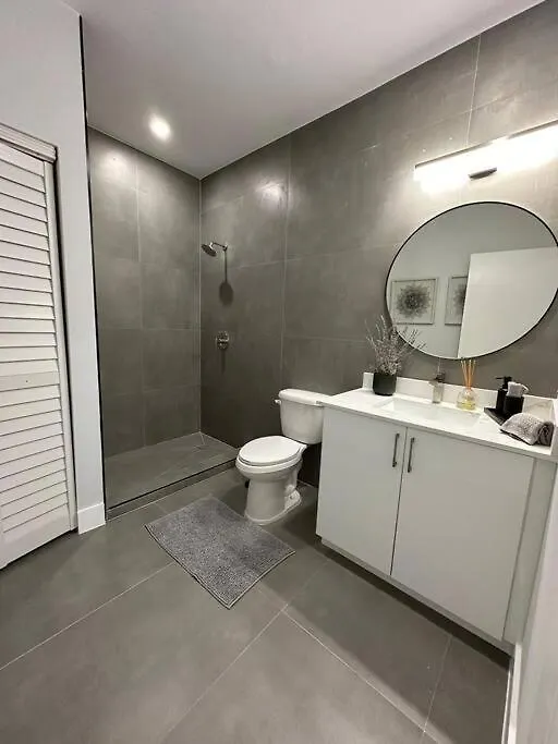 Apartment Cozy 4bed In Calle 8 Miami