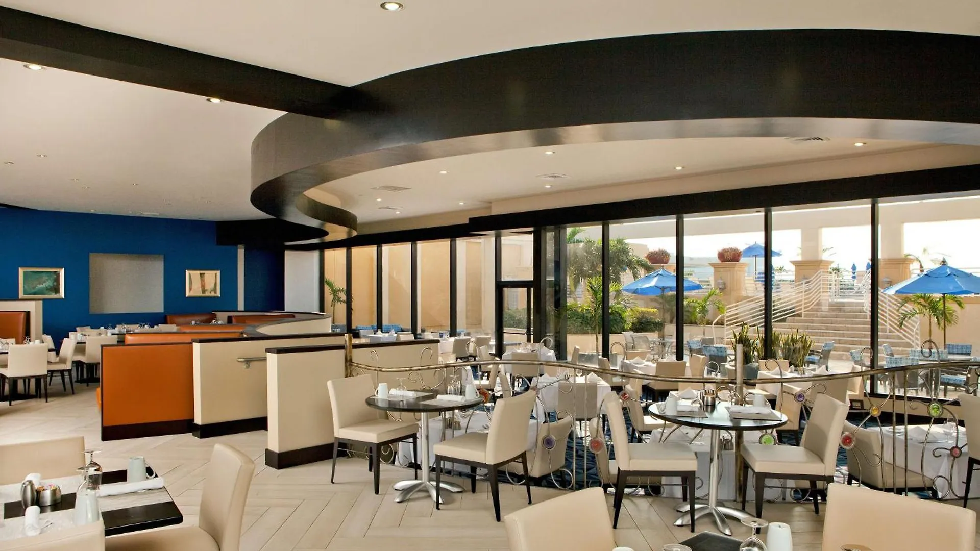 Hilton Downtown 4* Miami