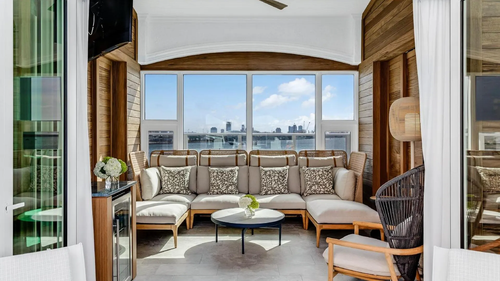 Intercontinental By Ihg Miami