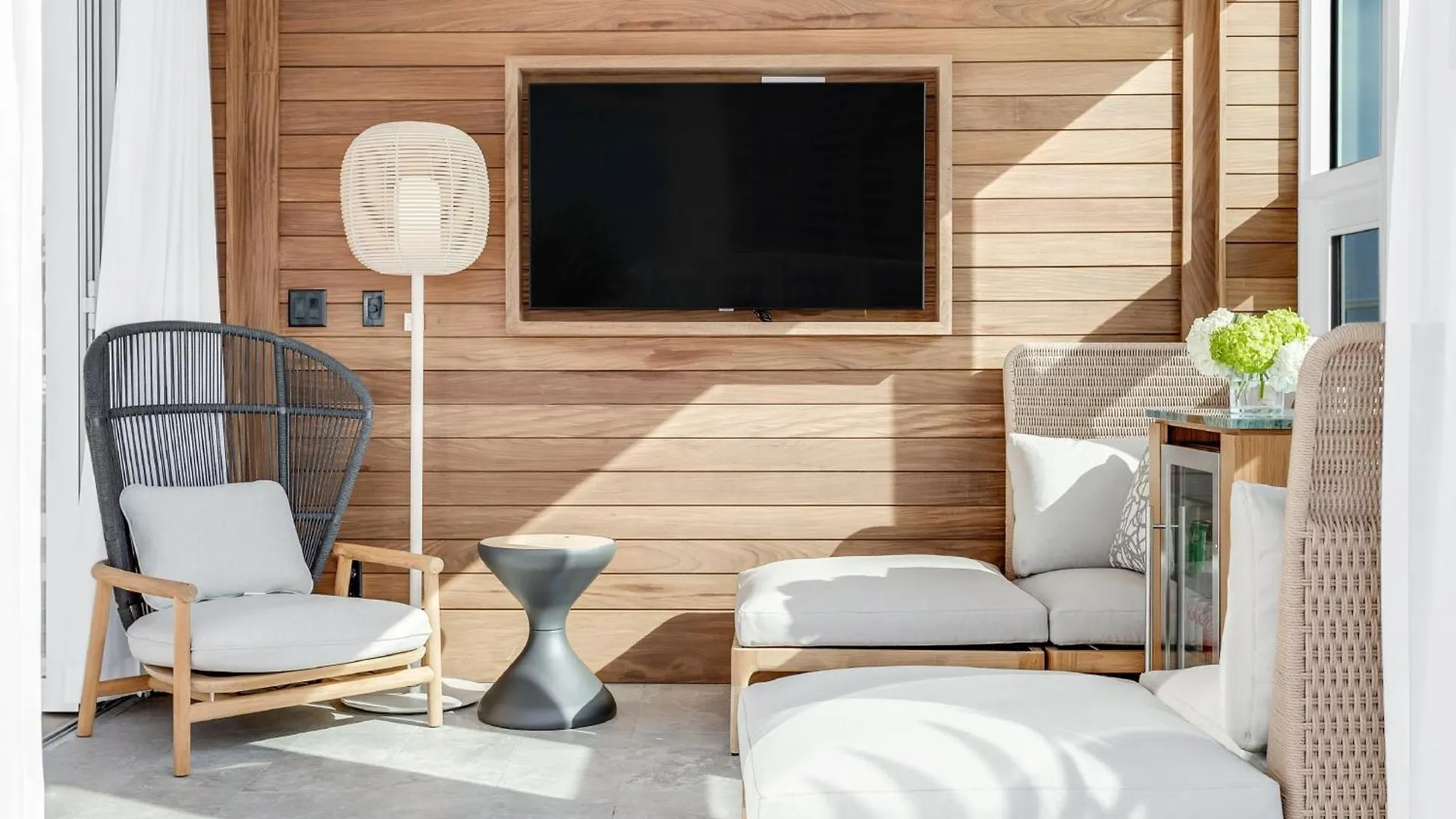 Intercontinental By Ihg