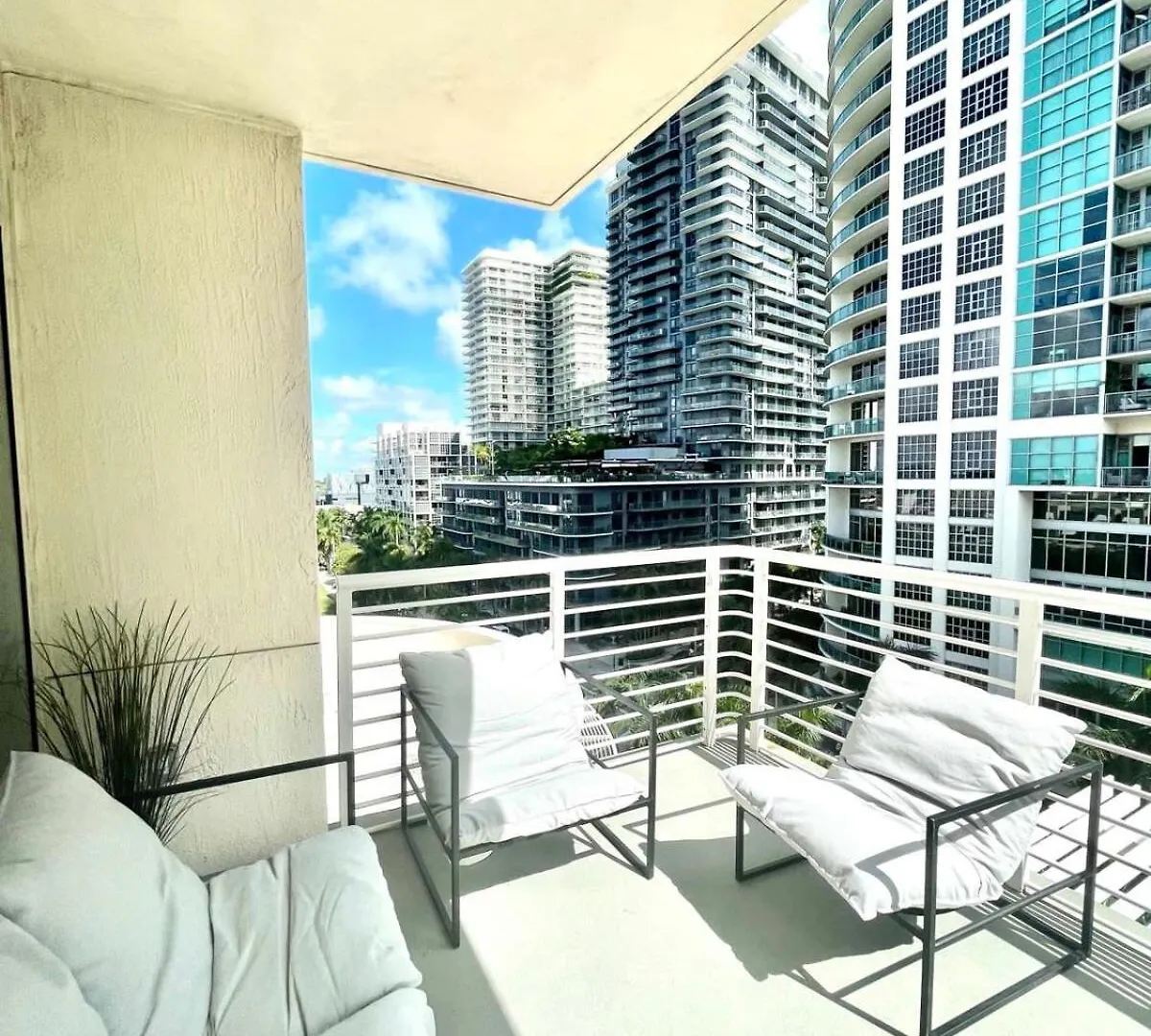 In Midtown Wynwood With Pool And Parking