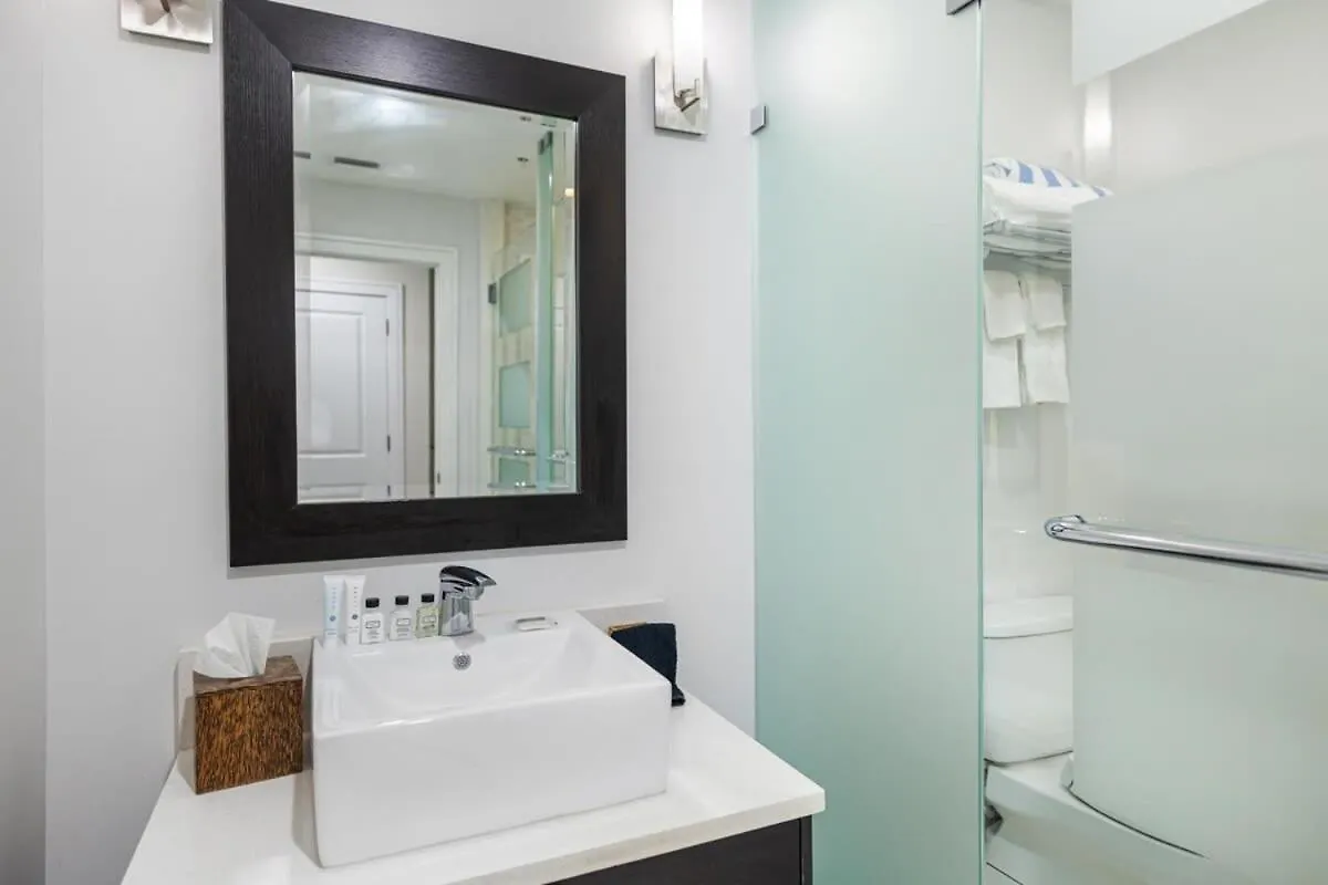 Stylish 2 Story On The Golf - By Viac Villa