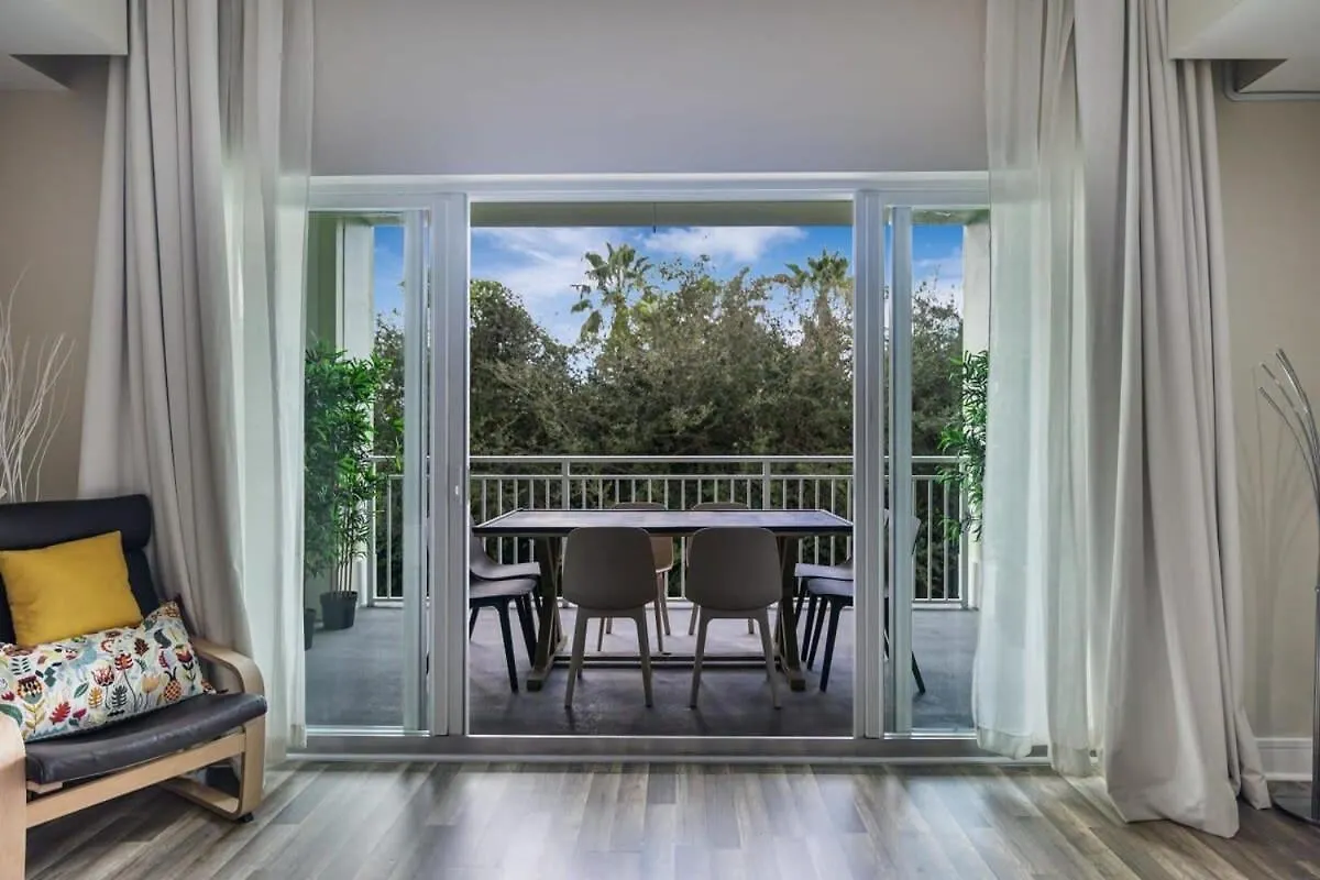 Villa Stylish 2 Story On The Golf - By Viac *