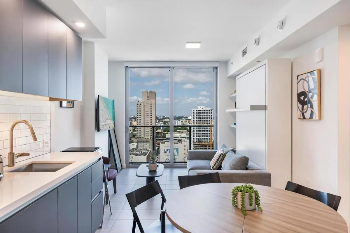 Holiday home Sky-high 1 Bedroom Downtown Miami's Heart - Pool & Gym *