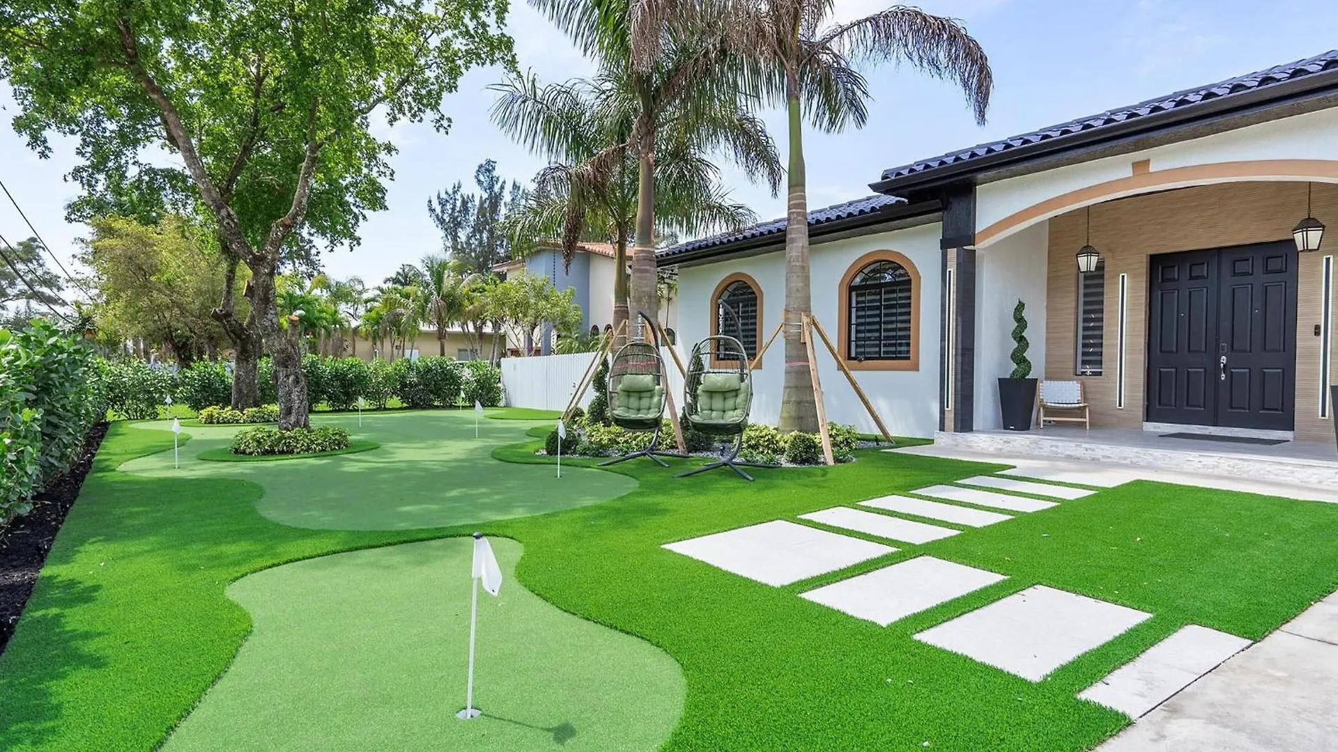 Art Pool Golf Volleyball Holiday home *