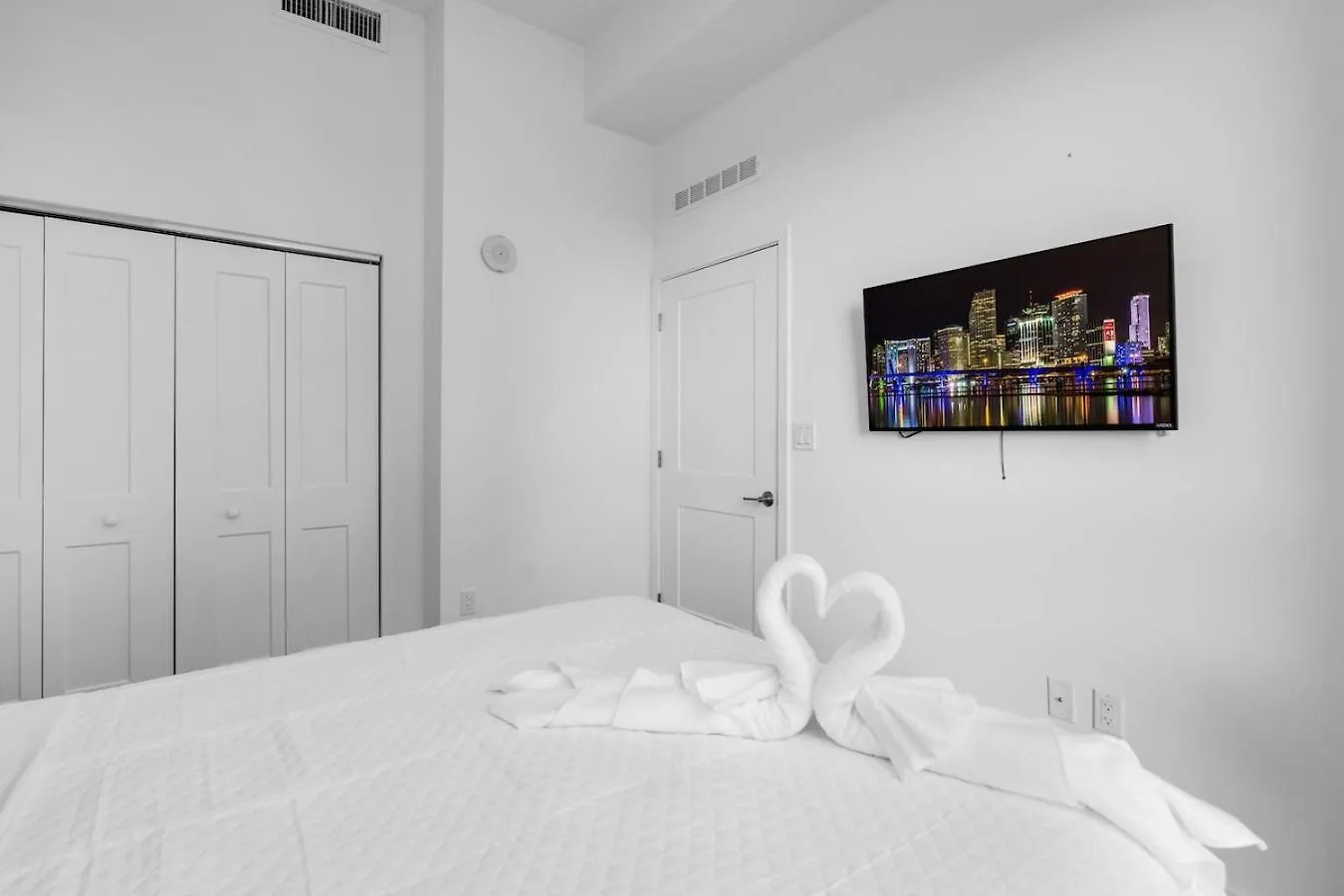 Διαμέρισμα Magic Vibrant 2 Bedroom With Free Parking Μαϊάμι