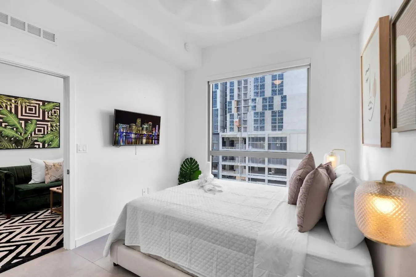 Magic Vibrant 2 Bedroom With Free Parking Διαμέρισμα *