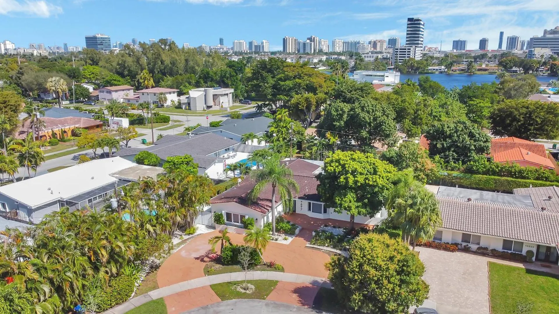 Gated Blanca 5br 3ba With Heated Pool & Bbq Apartment *