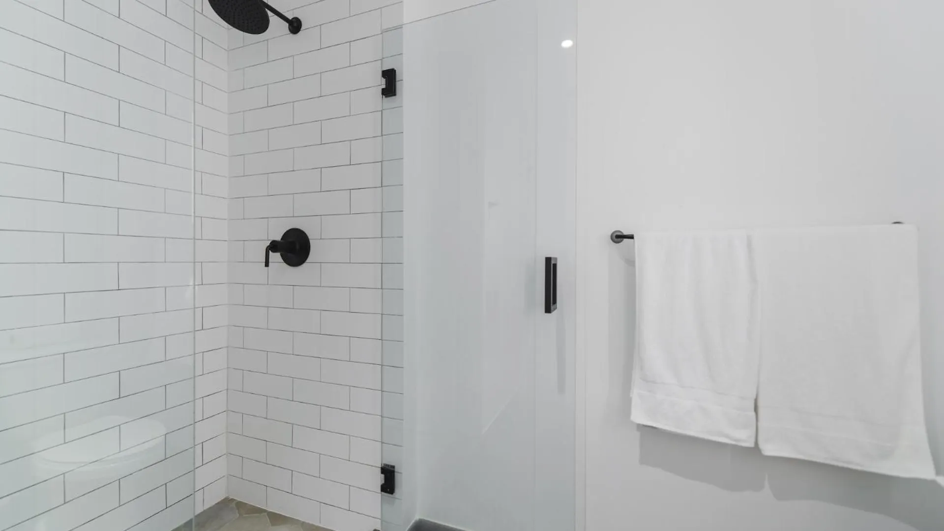 Apartment Bayside Luxury: Studio Near Bayfront Park *