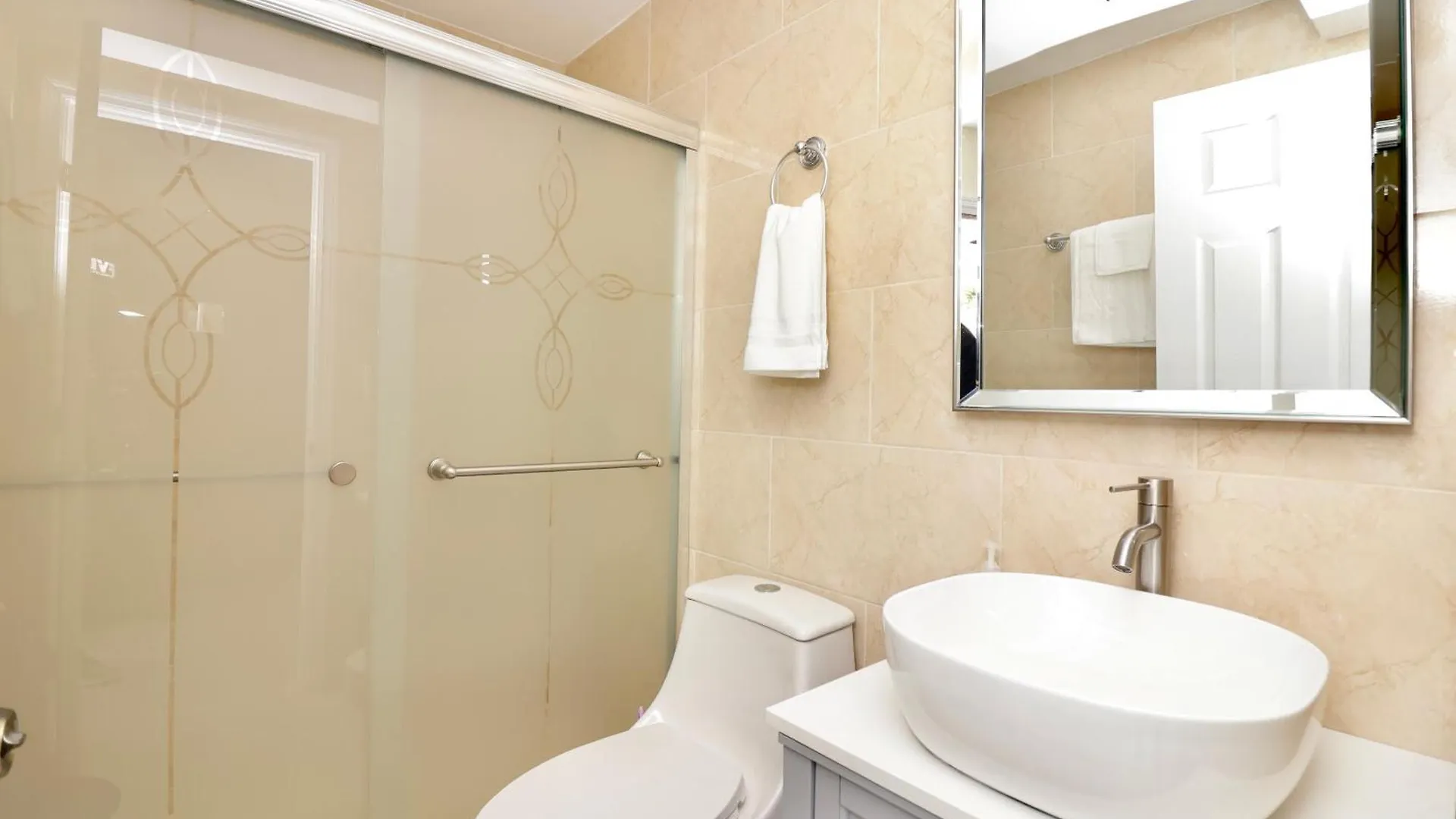 Retreat : 1br Haven Miami
