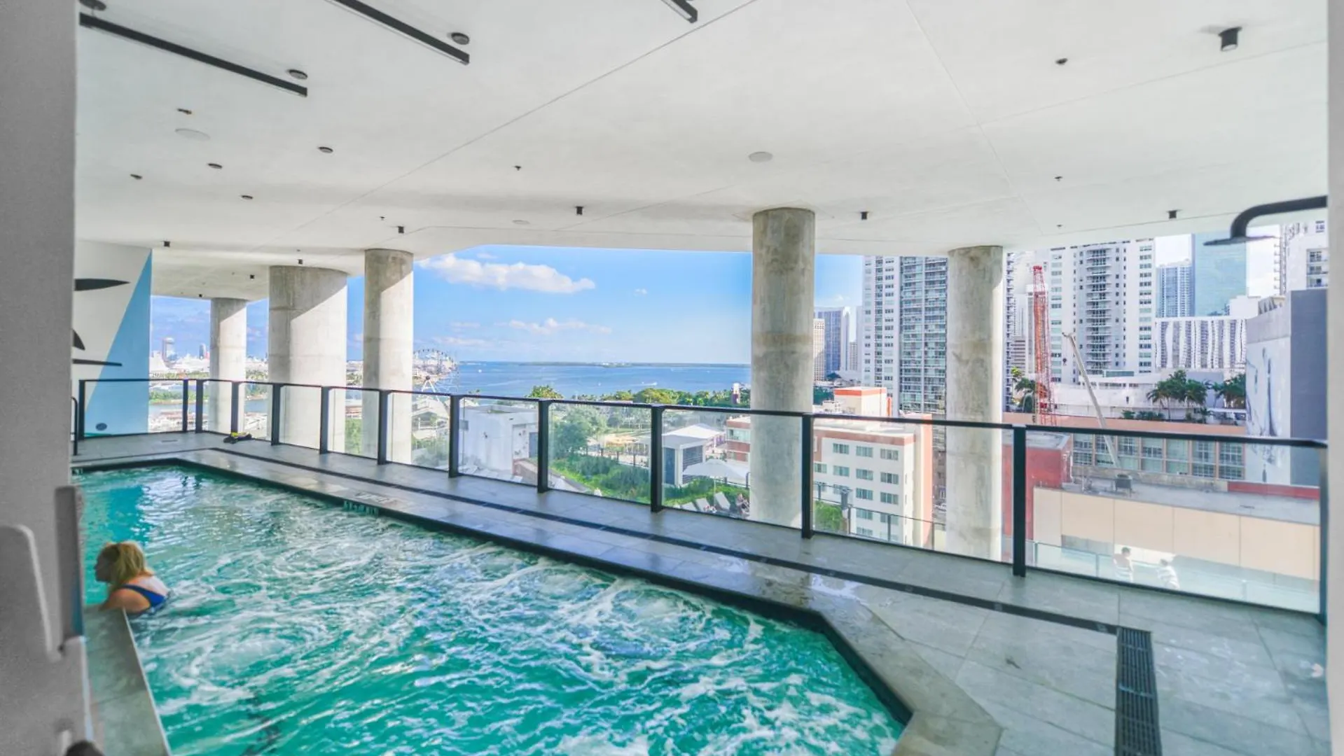 Breathtaking Views Near Bayfront Park Apartment