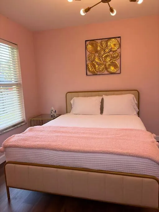 בית נופש Wynwood House, Sleeps 8, Gazebo, Bbq, Washer & Dryer, Coffee Station