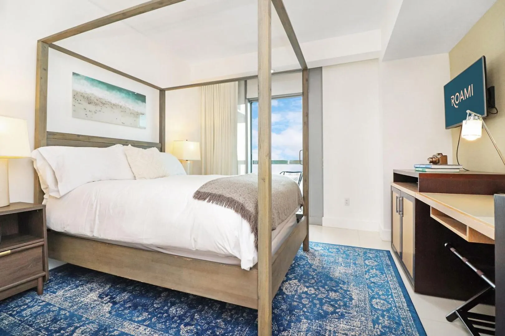 Roami At Brickell Arch * Miami