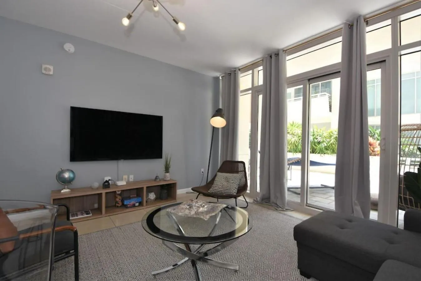 Lovely Midblock Building 1 Bedroom 1 Bathroom * Miami