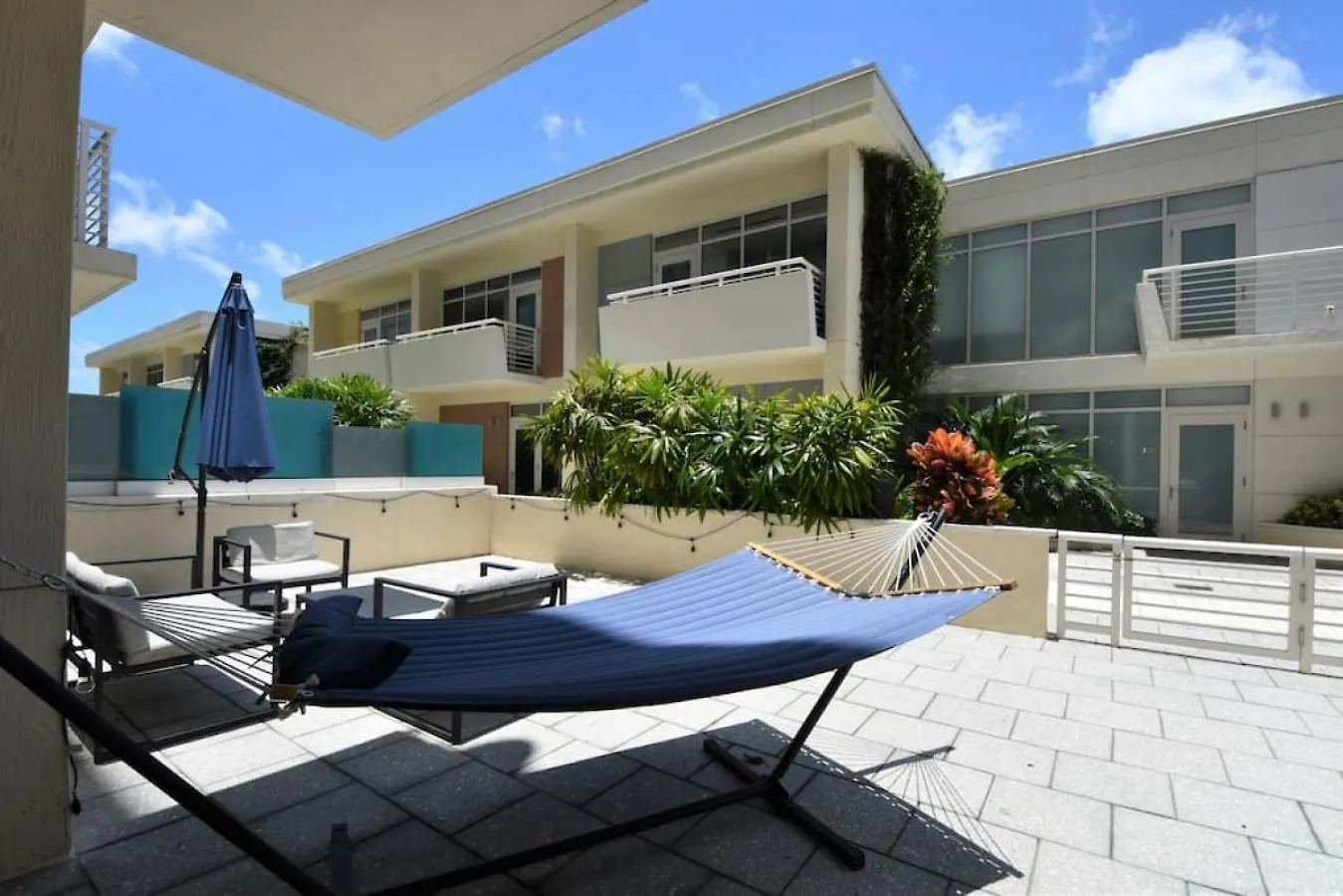 Lovely Midblock Building 1 Bedroom 1 Bathroom * Miami