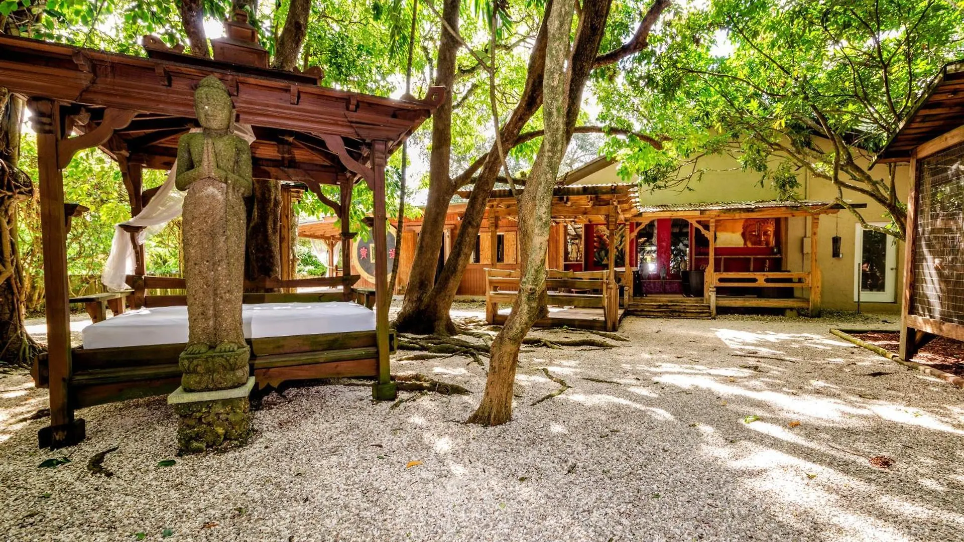 Magical Wonderkoi House In A Japanese Koi Garden * Miami