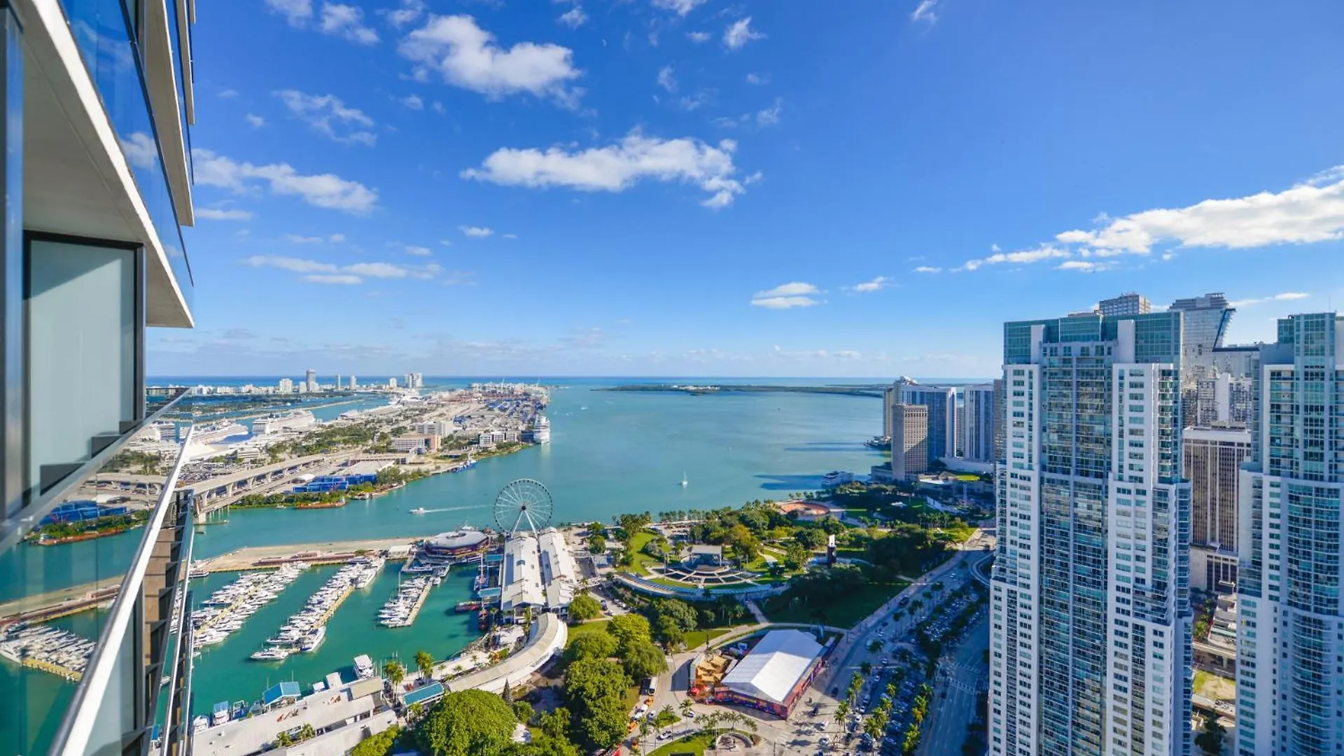 Exclusive Studio Next To The Bayside Apartment Miami