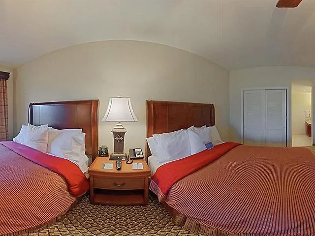 Homewood By Hilton Miami - Airport West Hotel
