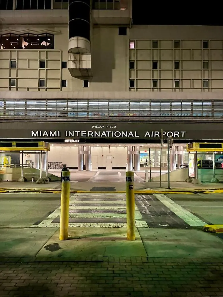 Homestay Private Near Airport - Free Parking - 02 Miami