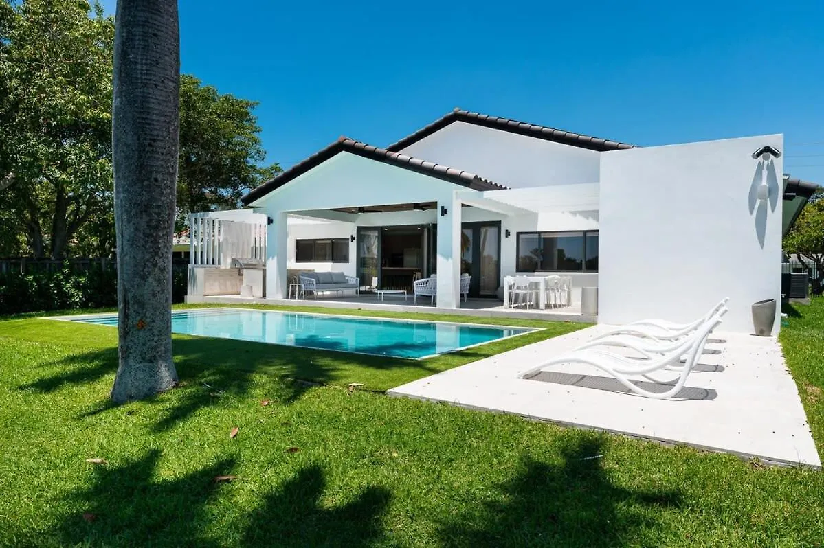 Holiday home Super Modern Waterfront Paradise Near The Miami