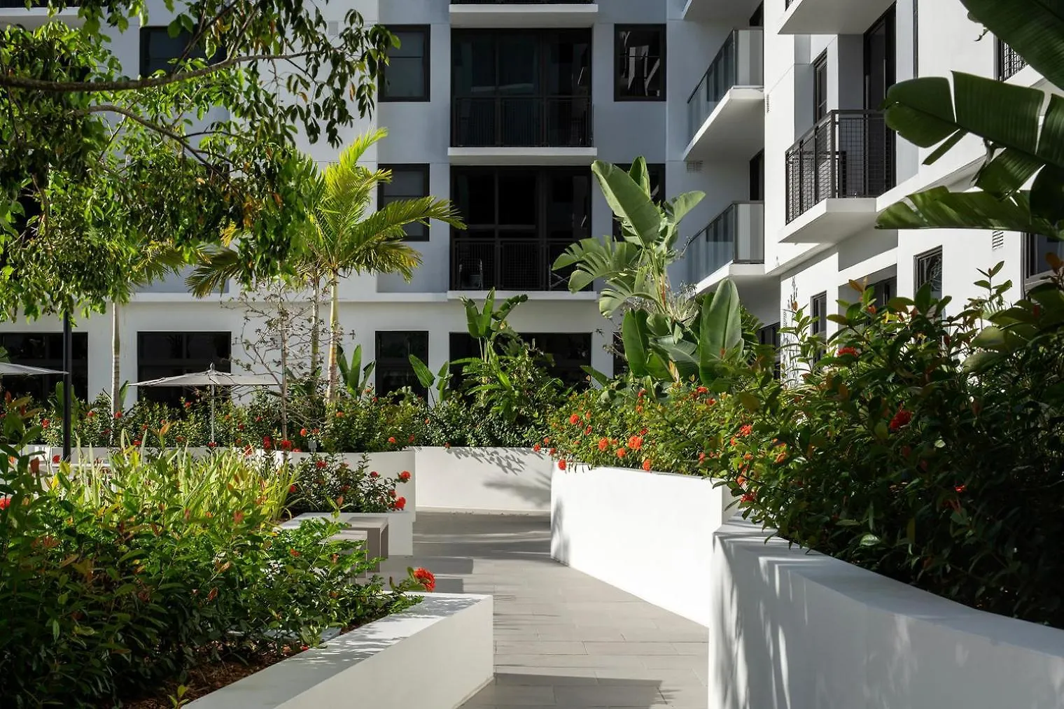 Wynwood Jr 1br W Gym Pool Wd Nr Shops Bars Mia-59