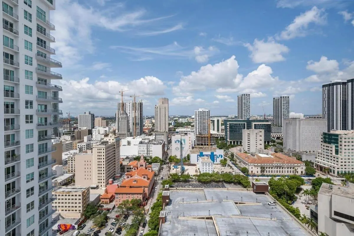 Holiday home Sky-high 1 Bedroom Downtown Miami's Heart - Pool & Gym