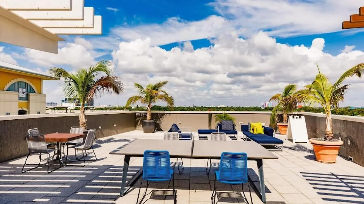 Mia Loft- Industrial Vibes Parking & Amenities דירה מיאמי