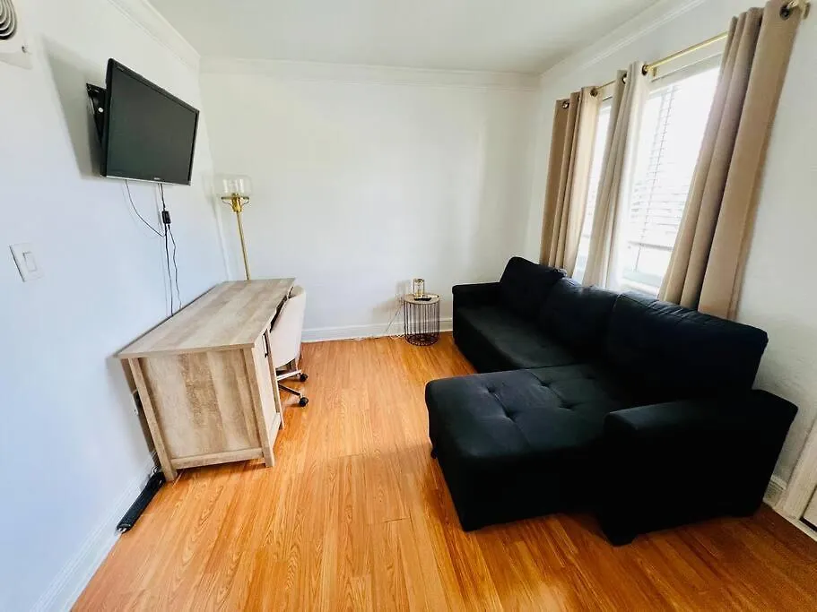 Cozy Coral Gables Apartment. * Майами