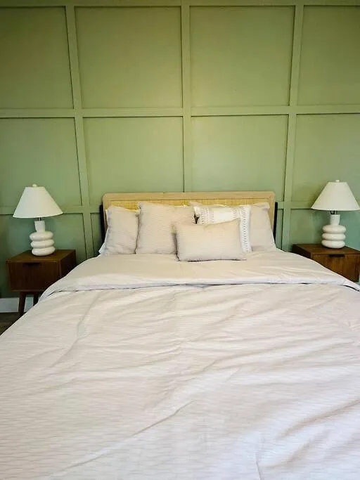 Coral Gables Near Airport And Beaches * Miami