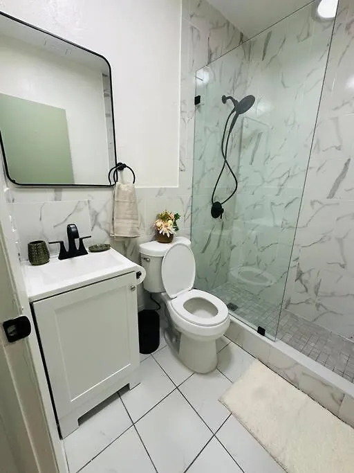 Coral Gables Near Airport And Beaches *