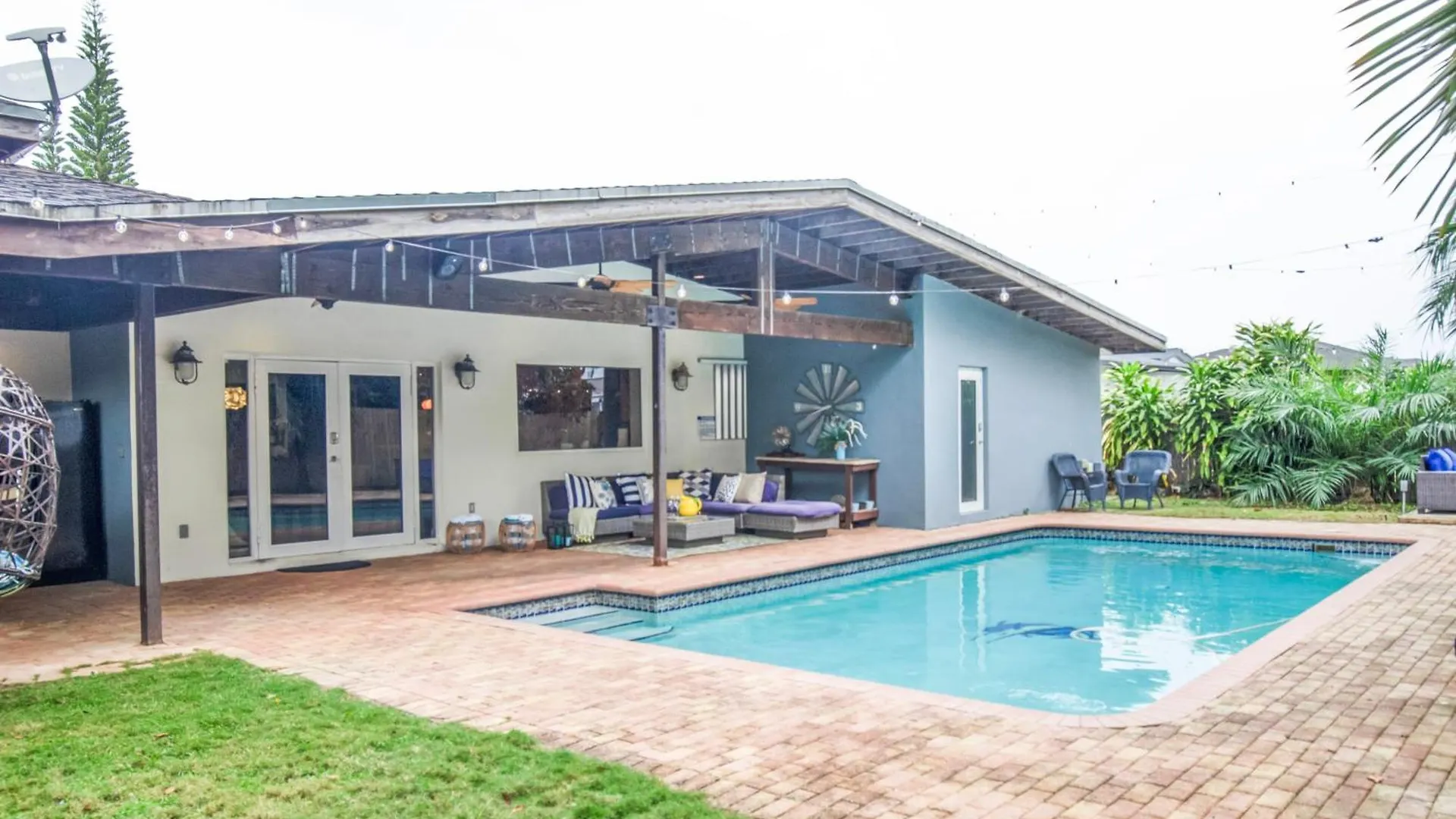 Dreampoolhousemiami
