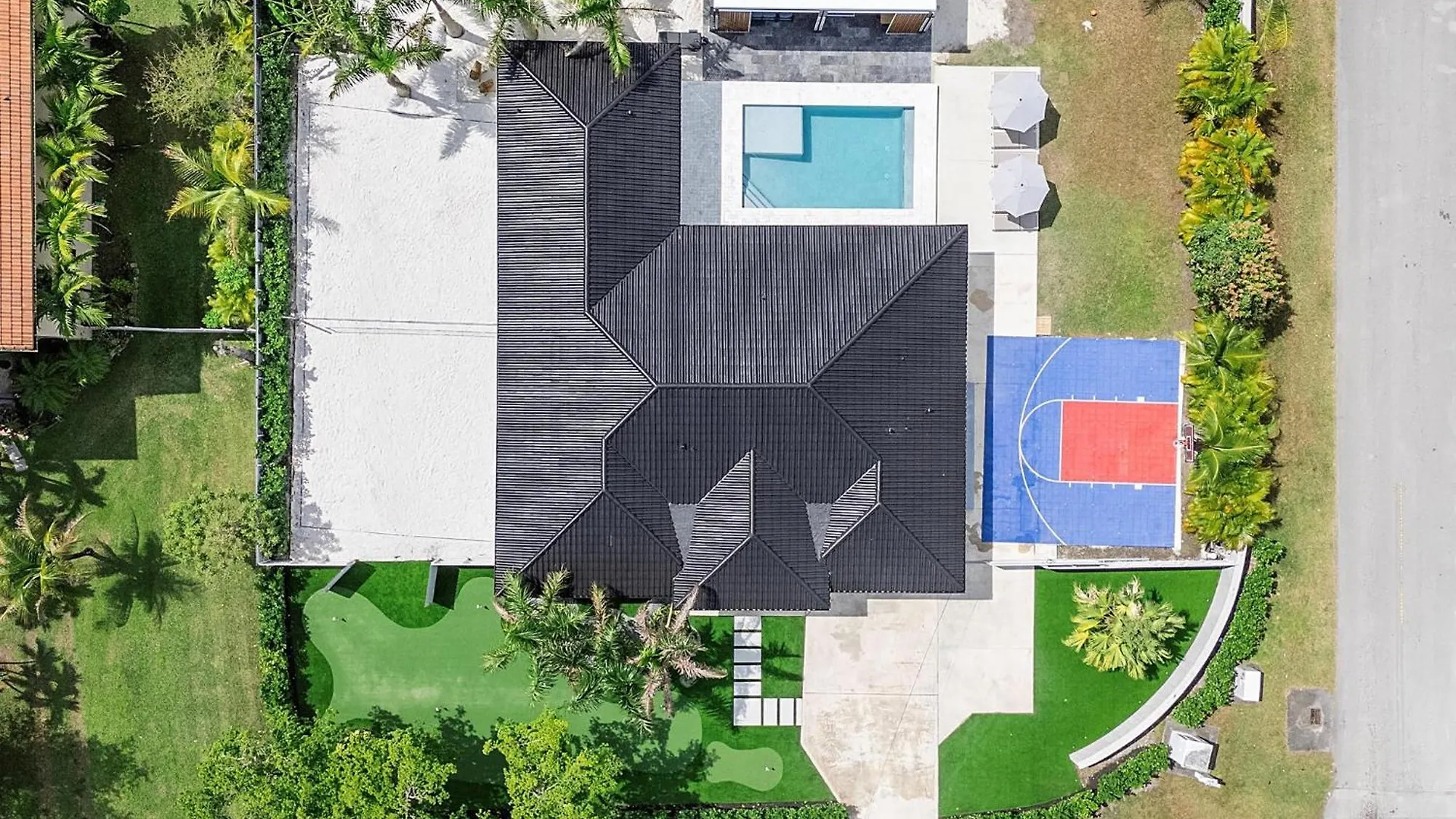 Art Pool Golf Volleyball Holiday home *