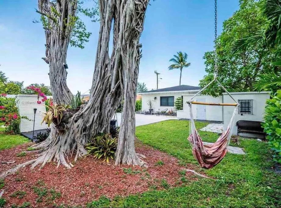 Holiday home Charming House Miami