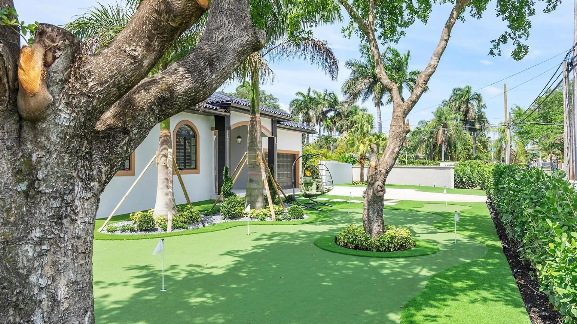 Holiday home Art Pool Golf Volleyball
