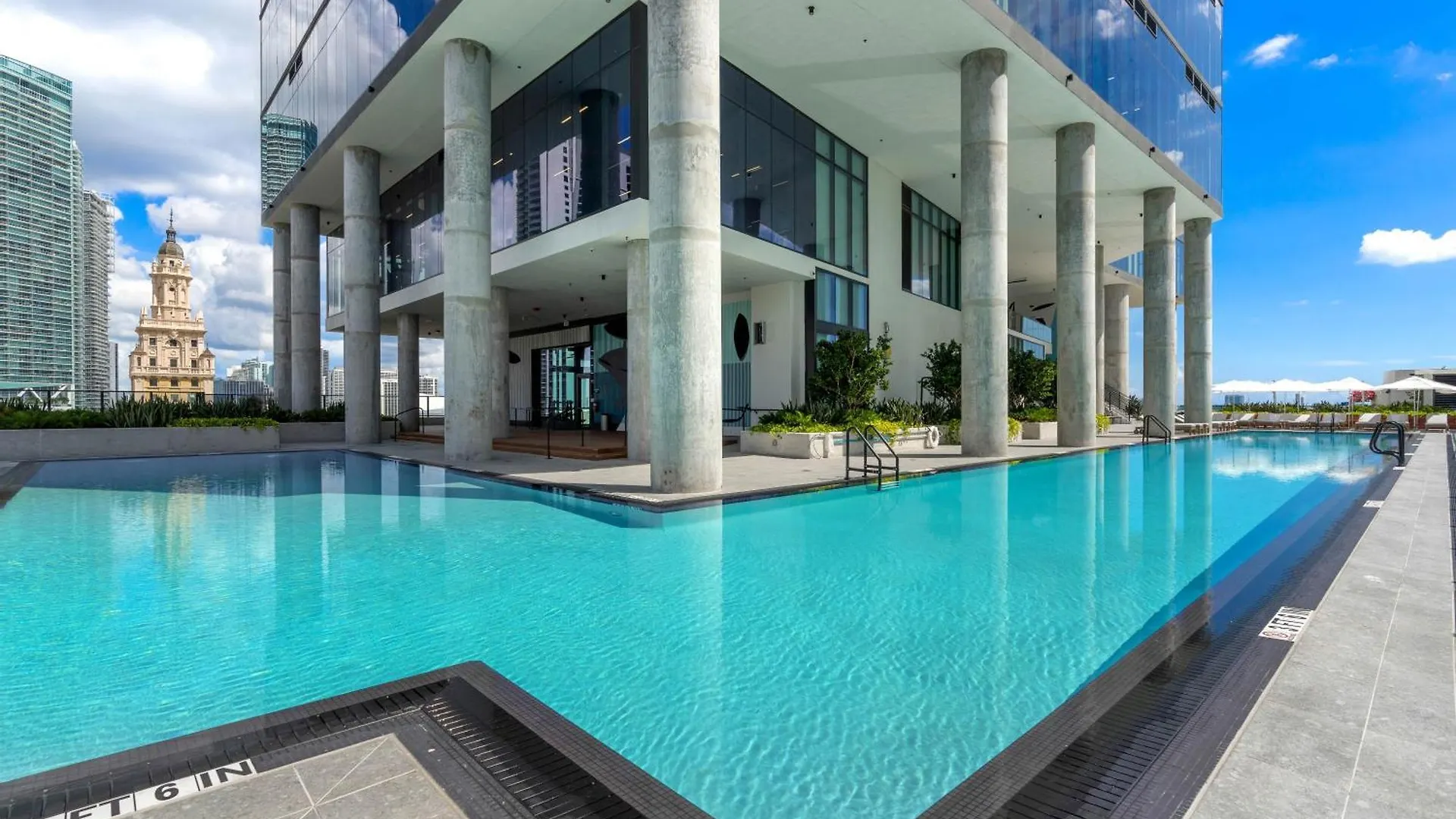 Breathtaking Views Near Bayfront Park * Miami
