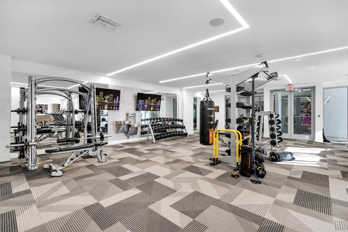 Chic 3 Bed Retreat Mins Brickell With Free Parking Apartmán
