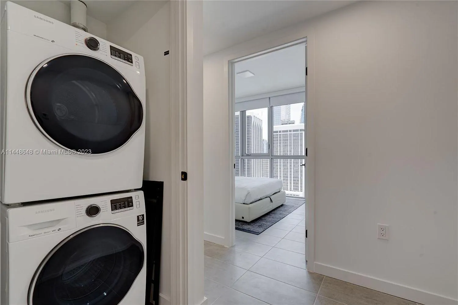 Explore Miami's Heat - Huge 1 Bed Pool & Gym *