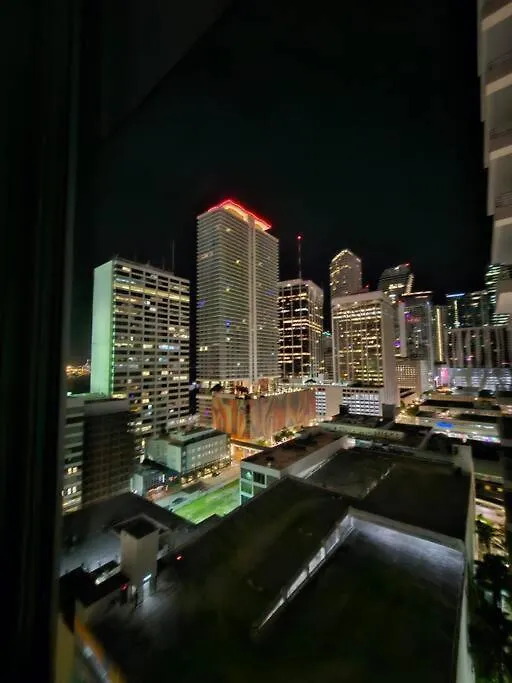 Apartment Downtown Elegance. 17th Floor Yotelpad Miami