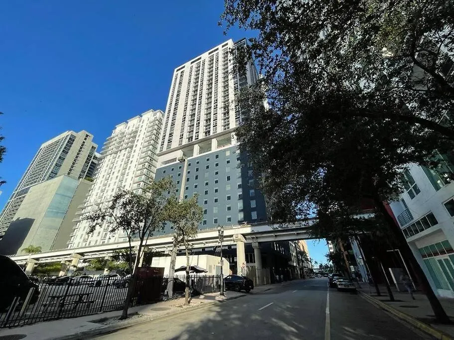 Apartment Downtown Elegance. 17th Floor Yotelpad Miami