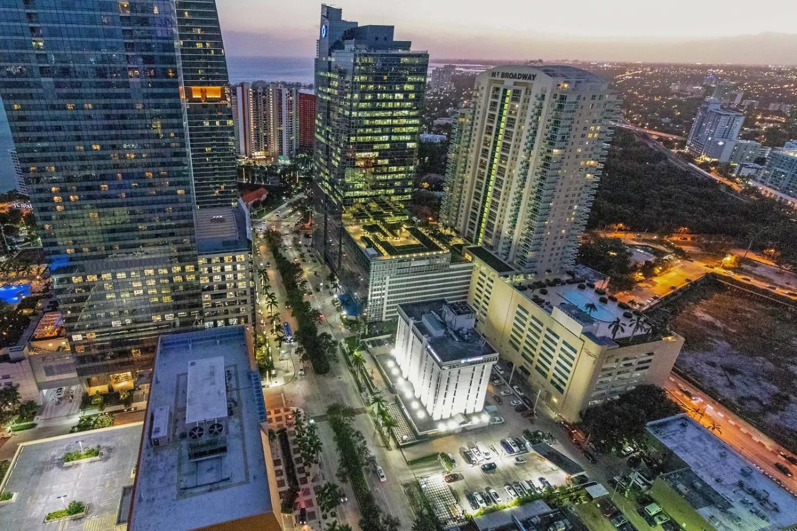Roami At Brickell Arch *