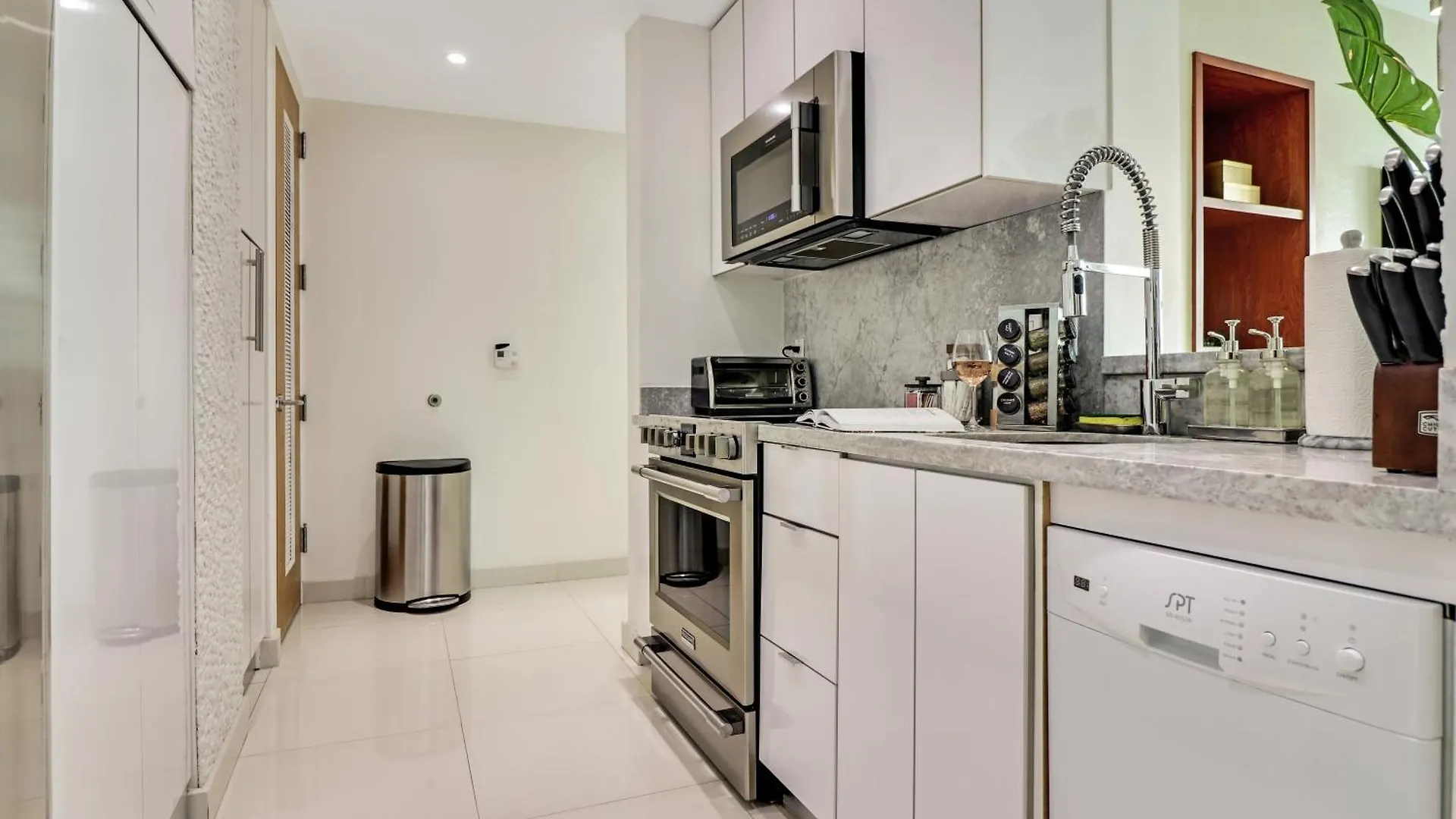 Roami At Brickell Arch * Miami