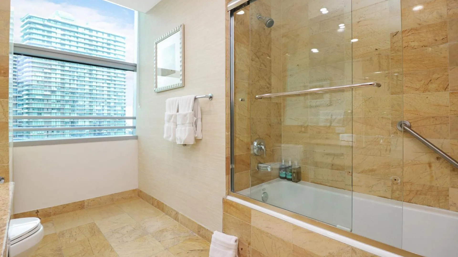 Apartment Roami At Brickell Arch Miami
