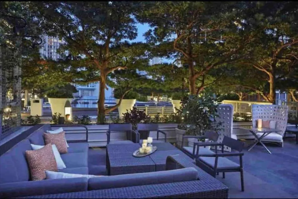 Apartment Poolside Corner 2 Bedrooms Icon Brickell Bay & Pool Views * 5 Star *