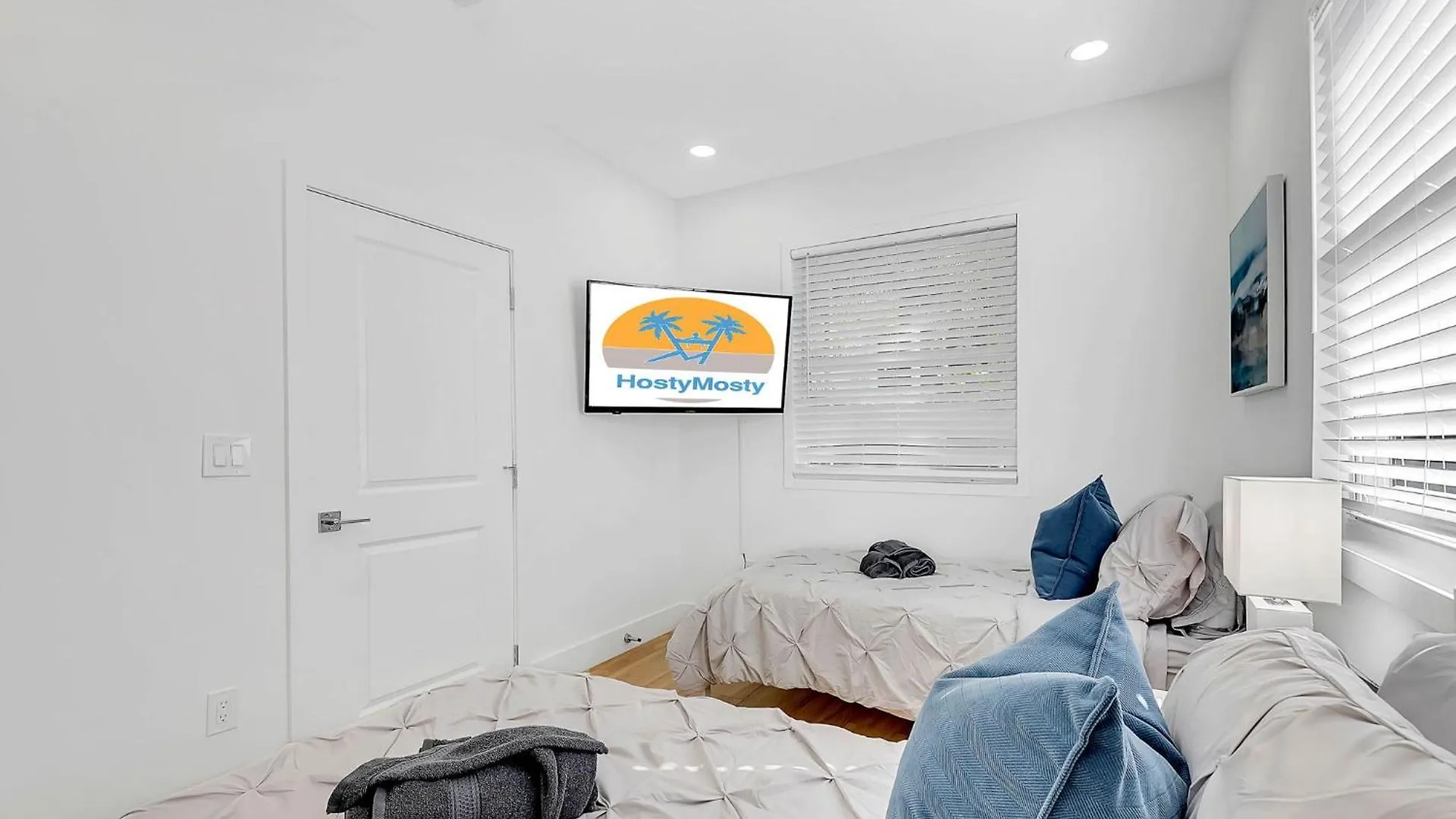 Holiday home Tropicale Stunning 4 Bedroom 4 Bath With Pool And Bbq