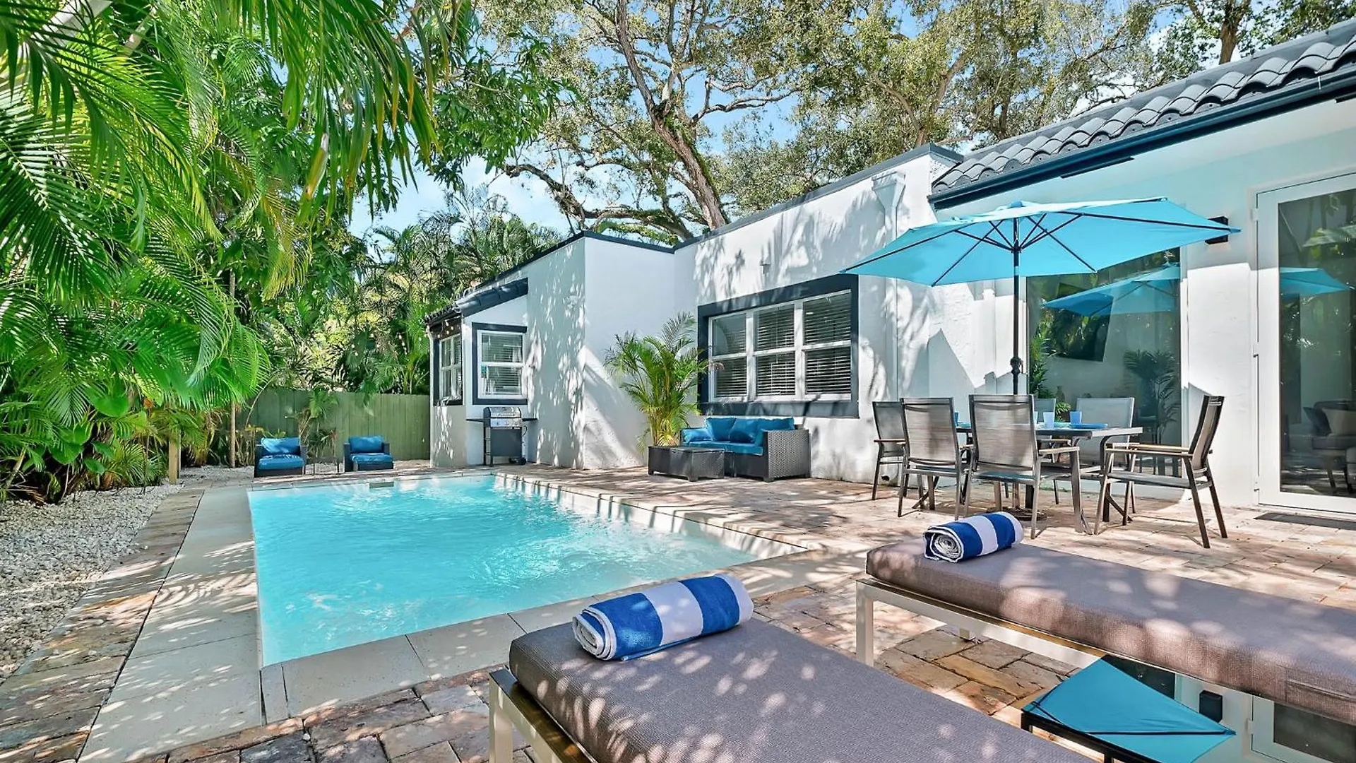 Tropicale Stunning 4 Bedroom 4 Bath With Pool And Bbq * Miami