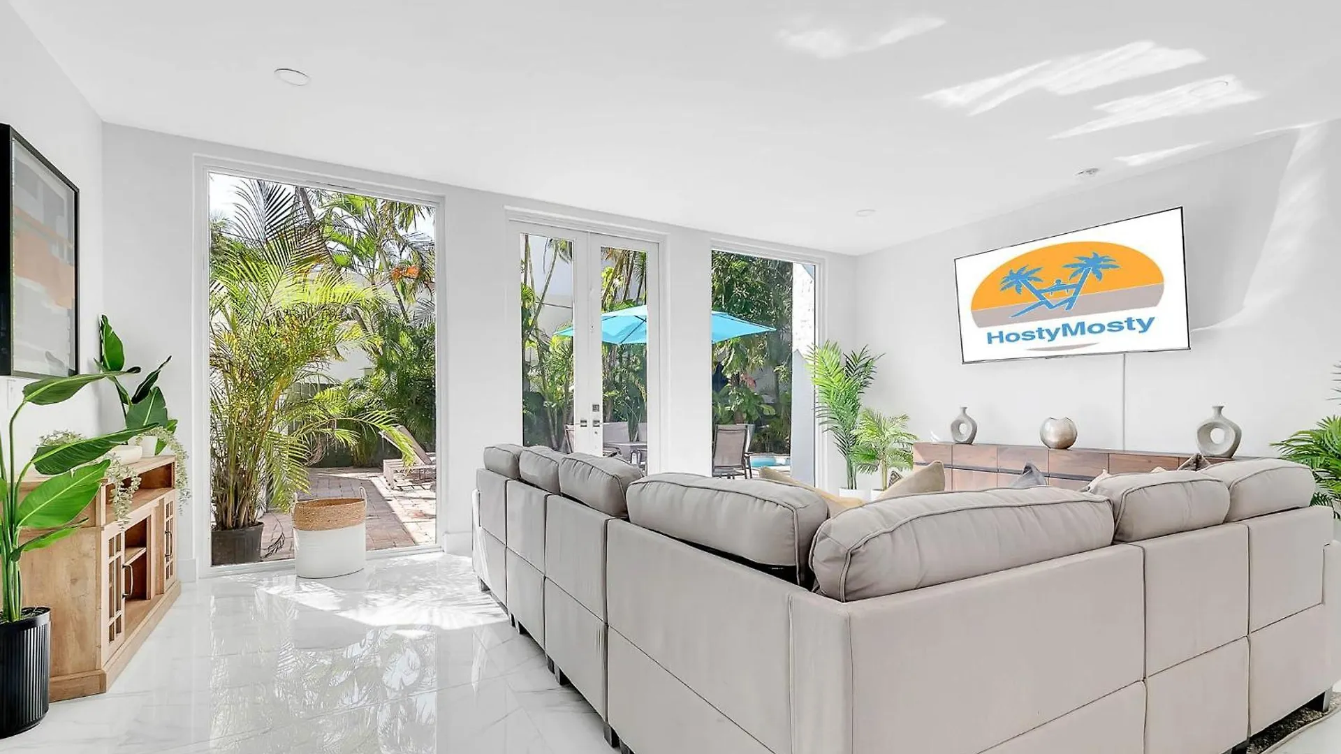 Holiday home Tropicale Stunning 4 Bedroom 4 Bath With Pool And Bbq *